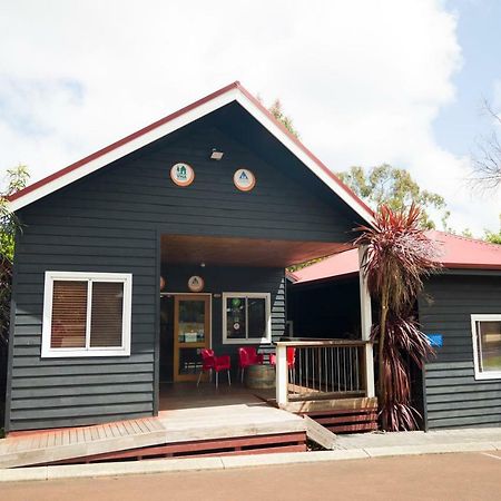 Margaret River Backpackers Yha Pansiyon Dış mekan fotoğraf