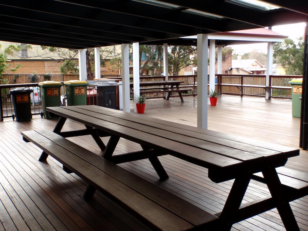 Margaret River Backpackers Yha Pansiyon Dış mekan fotoğraf